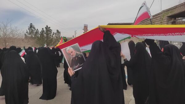 راهپیمایی 22 بهمن در روستای صرم قم