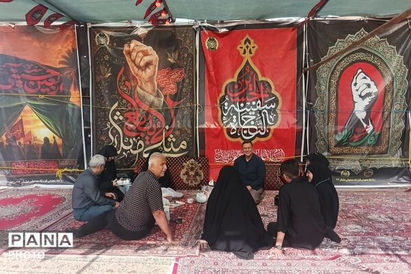 استقرار موکب‌های مردمی، دانش آموزی و خدمت‌رسان ارتش به زائران اربعین