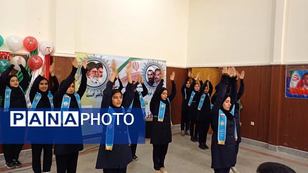 مراسم تقدیر از مربیان پرورشی شهرستان کمیجان