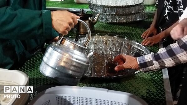 چایخانه حضرت زهرا در نود و هشتمین شب 