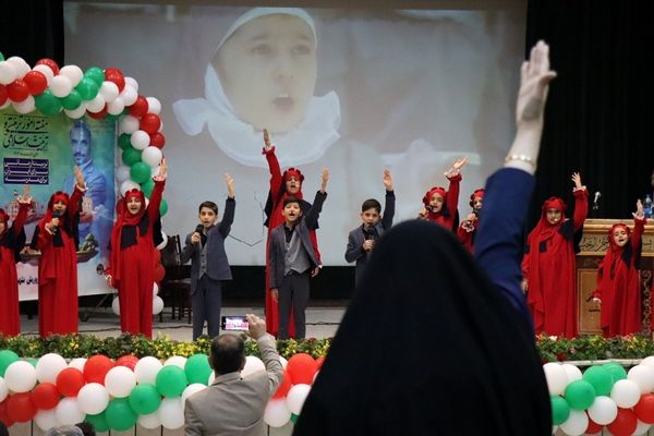 معاونان و مربیان امور تربیتی پیشتازان عرصه تعلیم و تربیت