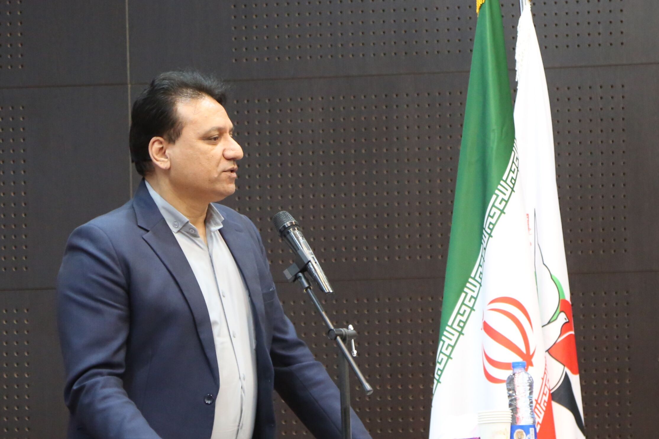 ایثار و شهادت با هنر ماندگار می‌شود