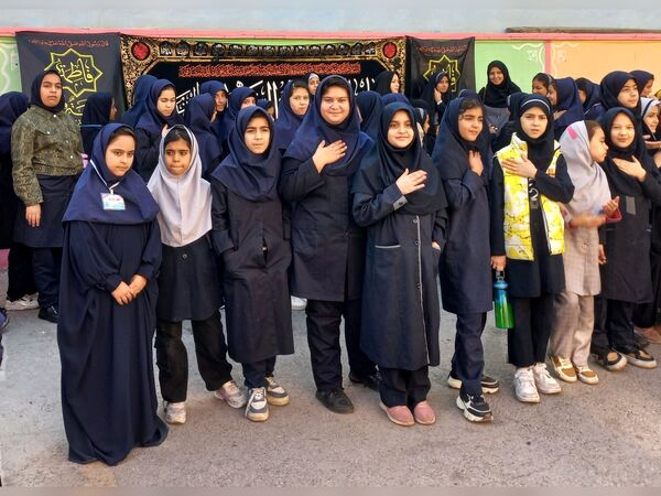 مراسم عزاداری ایام فاطمیه در مدرسه شهید جواهری ۲