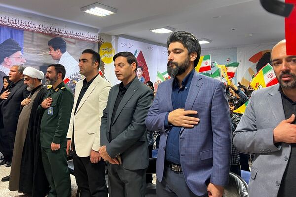 افتتاح یادمان شهدای دانش آموزی در مدرسه تسنیم پردیس