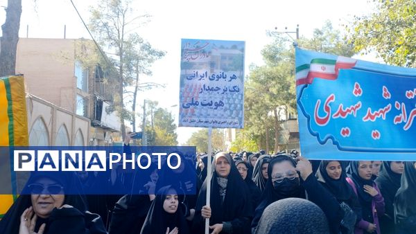 اقتدار ملت ایران در راهپیمایی روز ۱۳ آبان شهرستان خلیل‌آباد 