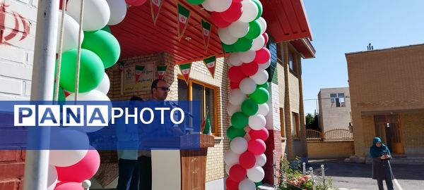 جشن شکوفه‌ها در شهرستان فریدونشهر