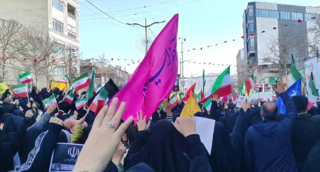 آیین بیعت حماسی مردم خرم‌آباد باسومین رهبر انقلاب اسلامی 