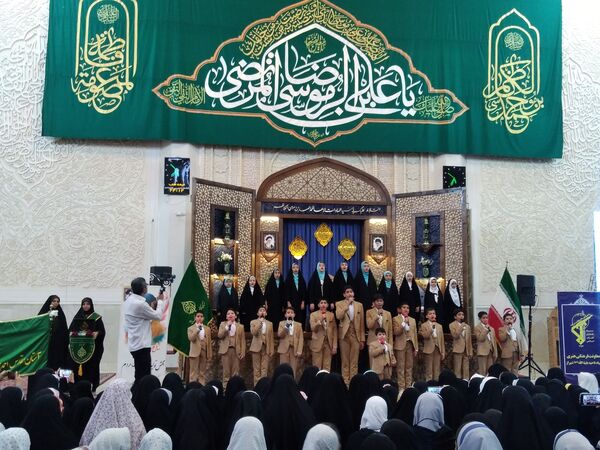 شادپیمایی و تجمع بزرگ دختران فاطمی در سومین حرم اهل بیت(ع)