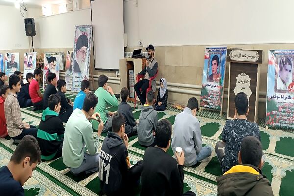 پاسخ به سوالات دانش‌آموزان در رابطه با عملیات وعده صادق