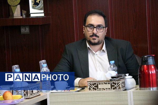 گردهمایی معاونین آموزش متوسطه قطب های شهید هاشمی نژاد و شهید کاوه