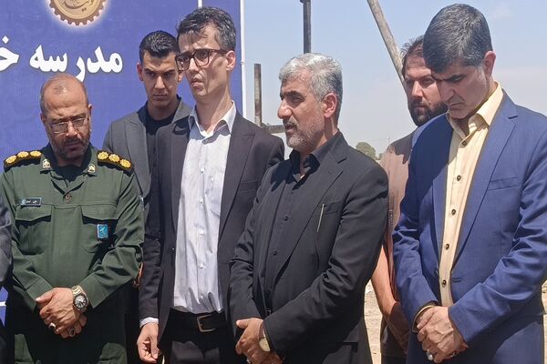 برگزاری آیین خشت گذاری مدرسه 22 کلاسه حاج علی اکبر عبدالملکی ویژه دانش‌آموزان با نیاز های ویژه در شهرستان ملارد
