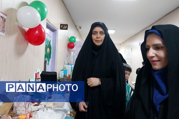 برپایی نمایشگاه طرح جابر ابن حیان در دبستان هیأت امنایی شهید قلنبر ناحیه 2 شهرری 