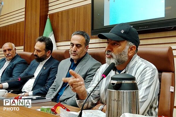 مراسم تجلیل از معاونین پرورشی مقطع متوسطه ناحیه دو شهرری 