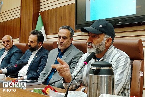 مراسم تجلیل از معاونین پرورشی مقطع متوسطه ناحیه دو شهرری 