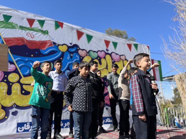 حضور دهه نودی‌ها در راهپیمایی 22 بهمن 
