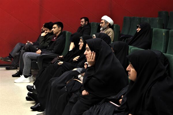 همایش مربیان تربیتی و مشاوران جهادی آموزش و پرورش قم