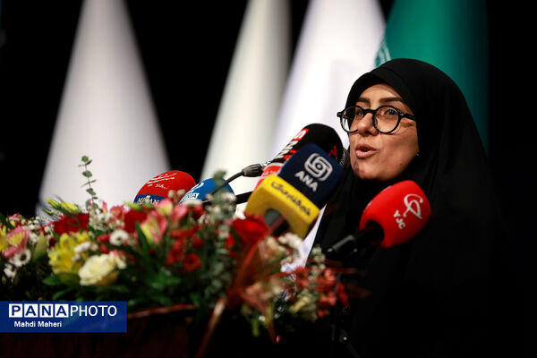 آیین گرامیداشت هفته پیوند اولیا و مربیان
