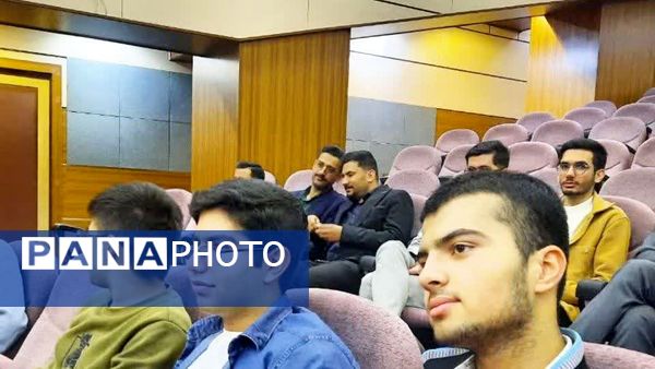 آیین تجلیل از برترین‌های کشوری فرهنگیان و دانش‌آموزان کهگیلویه و بویراحمد در یاسوج