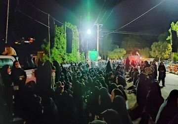 هیئت عزاداری آقا ابا عبدالحسین در  شب عاشورا حسینی شهربار