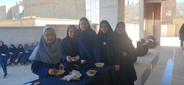 برپایی موکب دانش‌آموزی به‌مناسبت شهادت حضرت فاطمه(س)