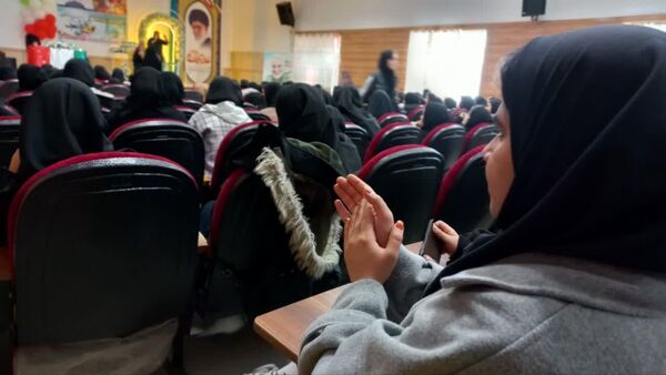 جشن میلاد منجی؛ تجلی نور امید