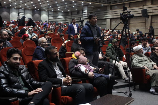 جشن تولد پنجاه و پنجمین نوزاد مرکز نفس در قم