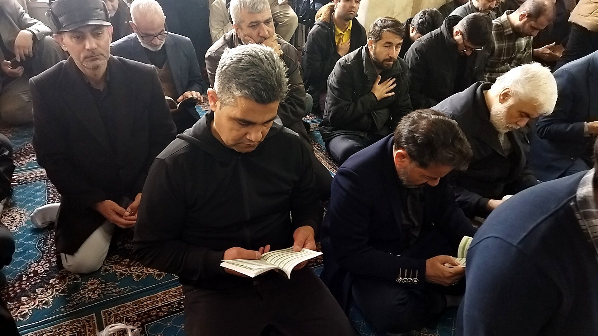 قرائت آل یاسین به یاد رهبر شهید معظم انقلاب اسلامی در نیشابور 