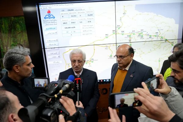 بازدید استاندار از مانیتورینگ و دیسپاچینگ شرکت گاز خراسان شمالی