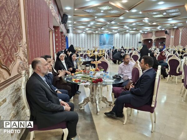 مدیران ابتدایی و مسئولان منطقه ۴ به استقبال سال تحصیلی رفتند