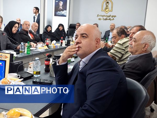 نشست مشترک مجامع خیرین مدرسه ساز خراسان رضوی با رئیس جامعه خیرین مدرسه ساز کشور