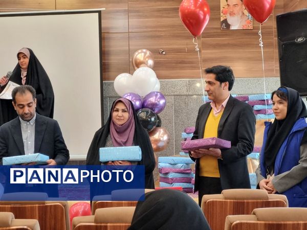 آیین اختتامیه دهمین دوره جشنواره نوجوان خوارزمی در طرقبه شاندیز