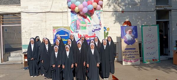 مراسم جشن غنچه‌ها در زنجان