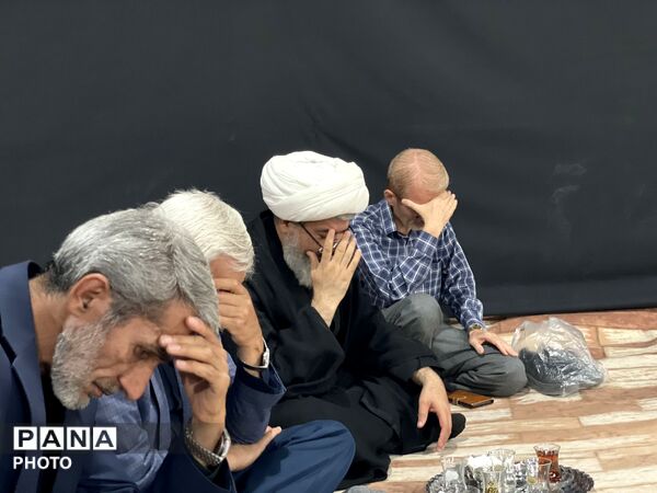 حضور امام جمعه کاشمر در محفل روضه خانگی