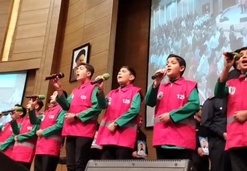  تجلیل از آتش‌نشانان داوطلب در مشهد