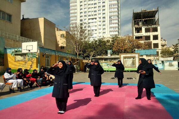 المپیاد درون مدرسه‌ای دبیرستان شاهد تکتم