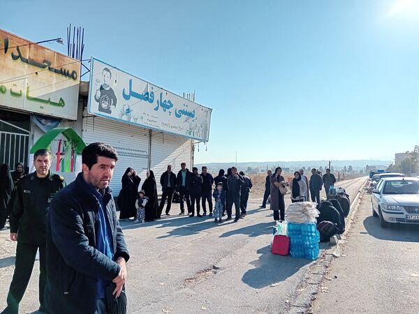 اعزام دانش‌آموزان دختر آشخانه به اردوی راهیان نور