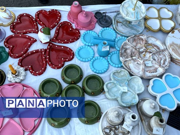 بازارچه دهه فجر در شهرک ینگی امام ساوجبلاغ 