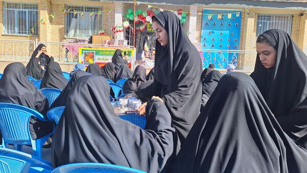 تجلیل از دانش‌آموزان ممتاز آموزشگاه پگاه