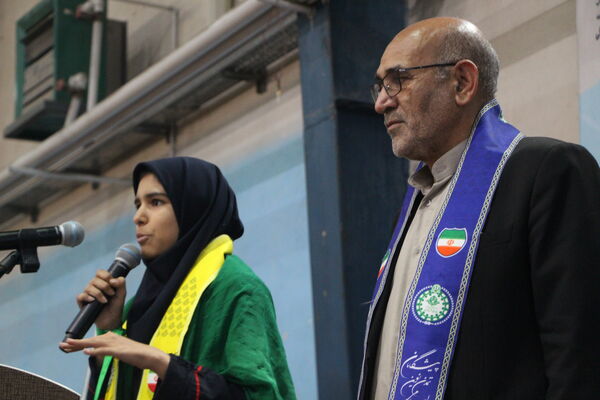 همایش سپاس مربی در یزد