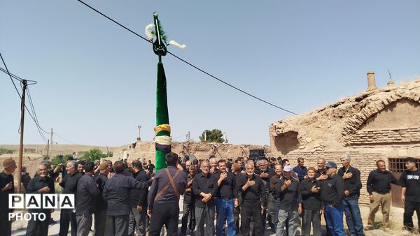 مراسم عزاداری در روز عاشورا همراه با حضور پر شور مردم روستای شوریاب