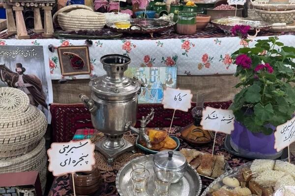 یلدایی به یاد ماندنی در مدرسه البرز رودهن