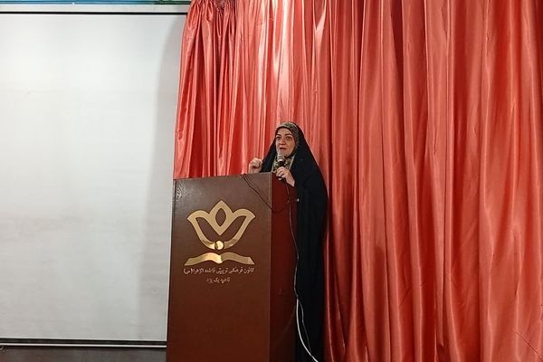 شوراهای دانش آموزی و مجلس یکی از ارکان مهم سازمان دانش آموزی هستند