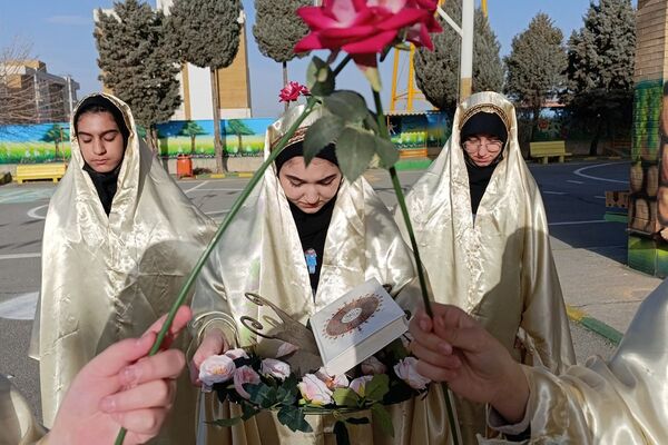 زنگ انقلاب در ملارد با حضور مدیرکل آموزش و پرورش شهرستانهای تهران نواخته شد