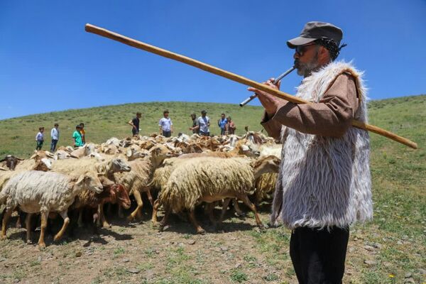 دومین جشنواره فرهنگی و ورزشی در روستای جوبند اهر