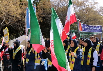 روایت خبرنگار پانا از روز مبارزه با استکبار