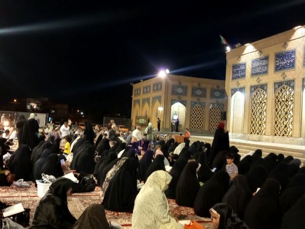 قرائت دعای کمیل در شهرستان کاشمر 