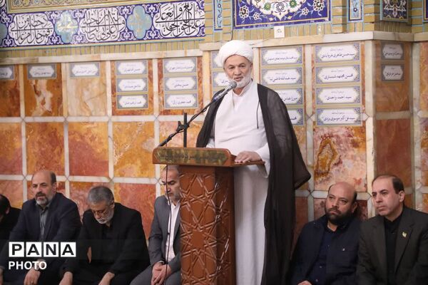 آغاز برنامه‌های گرامیداشت هفته معلم در قم