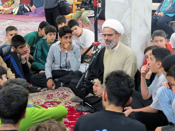 اعتکاف دانش‌آموزان مسجد انقلاب شهرستان بجنورد 