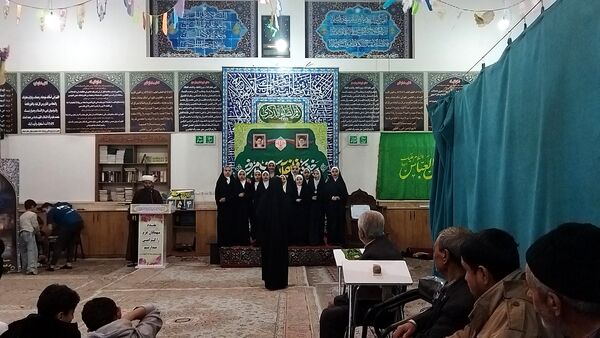 جشن بزرگ انقلاب در مسجد امام حسین (ع) نیشابور 