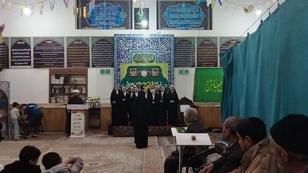 جشن بزرگ انقلاب در مسجد امام حسین (ع) نیشابور 